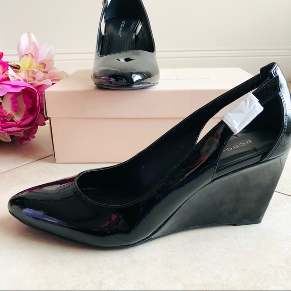 BCBGeneration Blossoms Patent Wedge Pump Black 9M - Picture 5 of 14